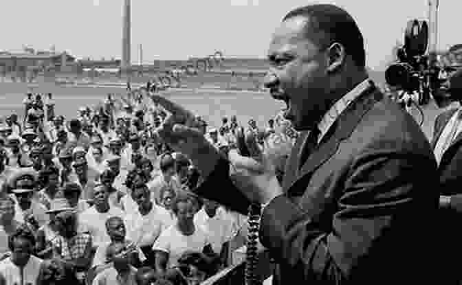 A Photograph Of Martin Luther King Jr. Speaking At A Rally The Great Of Texas: The Crazy History Of Texas With Amazing Random Facts Trivia (A Trivia Nerds Guide To The History Of The United States 1)