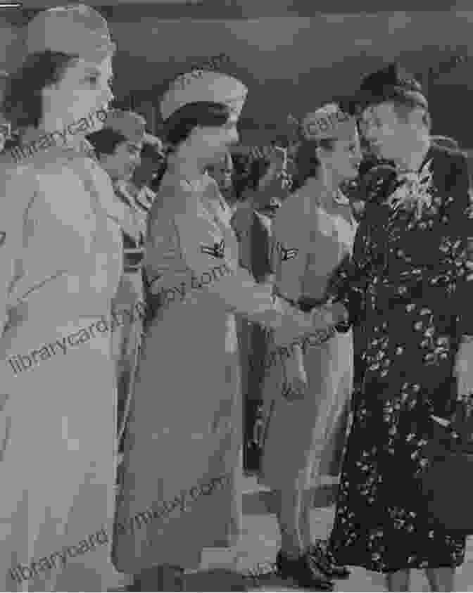 Eleanor Roosevelt Meeting With Troops During World War II Eleanor Roosevelt Volume 3: The War Years And After 1939 1962